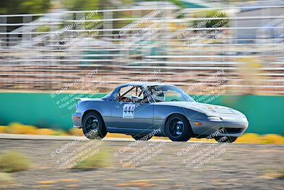 media/Oct-18-2025-Extreme Speed (Sat) [[d6d7e1fef1]]/Group 3 Purple/Session 3 (Turn 1)/